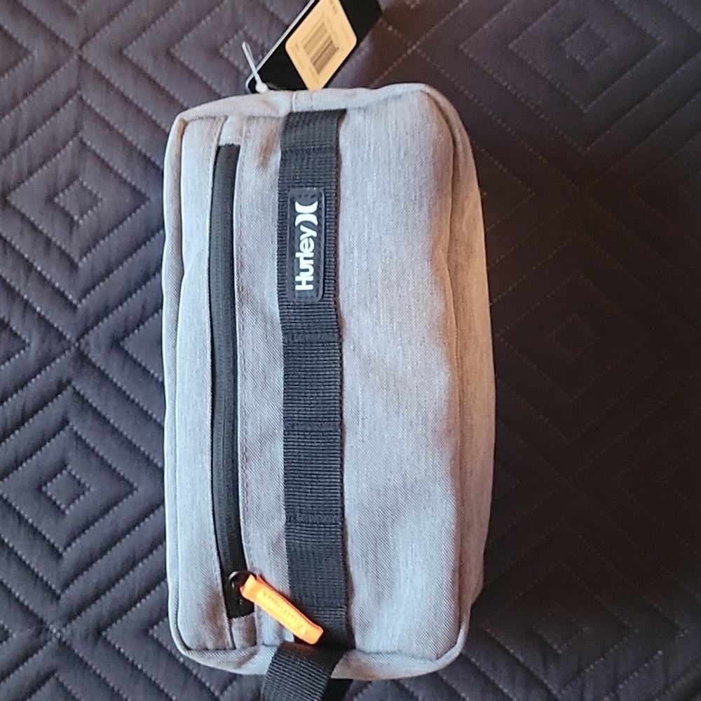 Hurley Gray Toiletry Bag with Black Strap